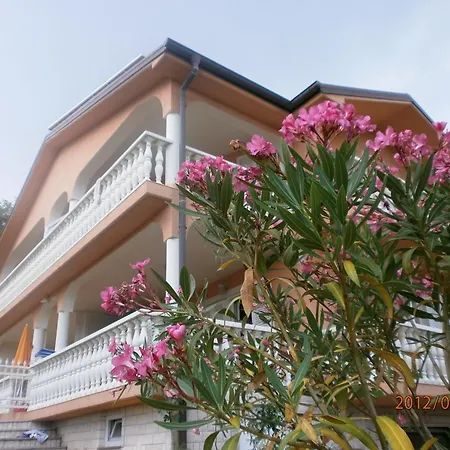 Viktorija Lejlighed Omišalj