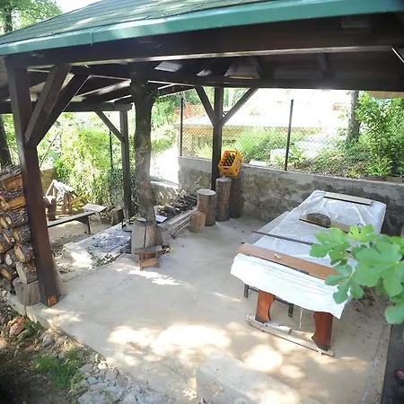 Viktorija Apartman *